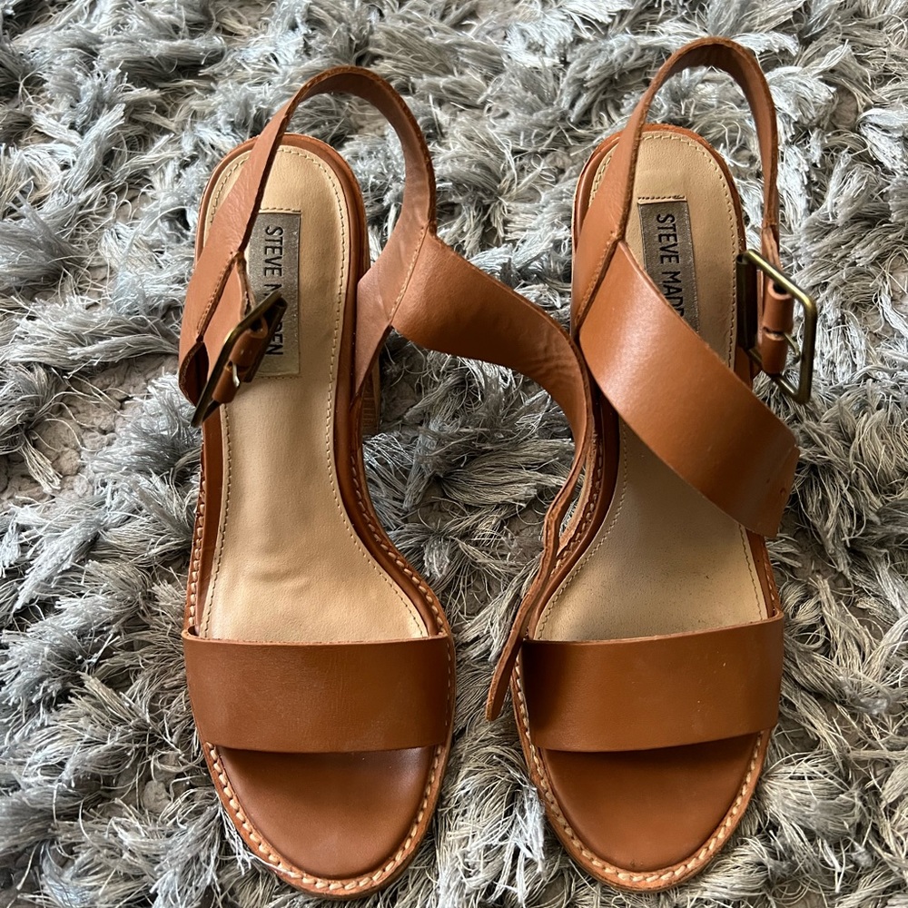 Steve Madden Brown Heeled Sandal